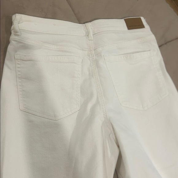 American Eagle Outfitters White wide leg Super Stretch Pants - Picture 4 of 5
